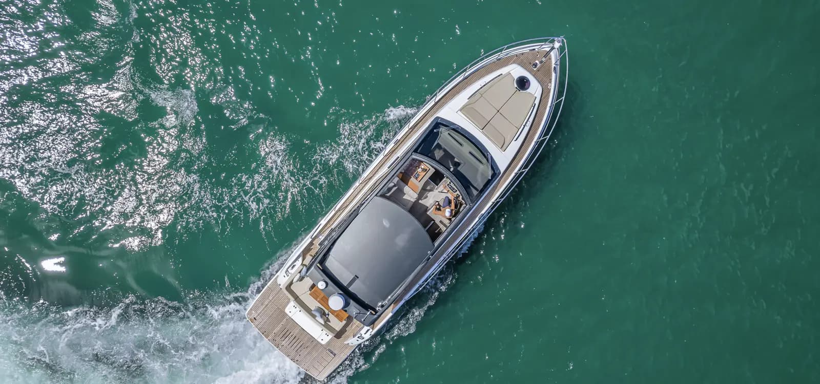 Schaefer 510 GTS, view 2